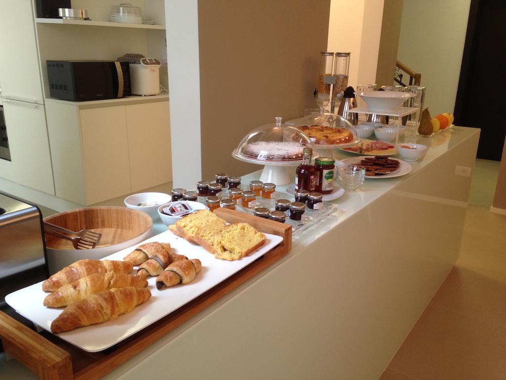Borgoleoni 18 - Room And Breakfast Ferrara Exterior foto